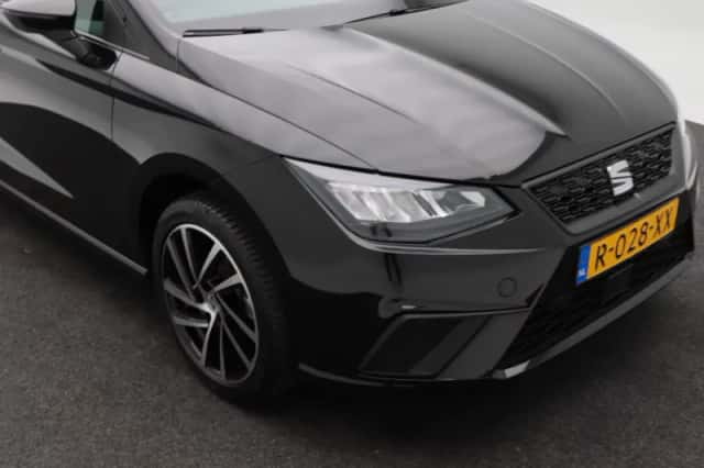 SEAT Ibiza (2023) thumbnail 10