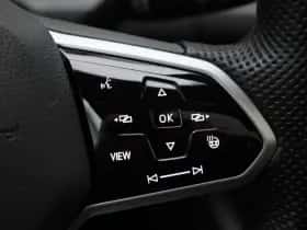 Volkswagen Golf (2020) thumbnail 24