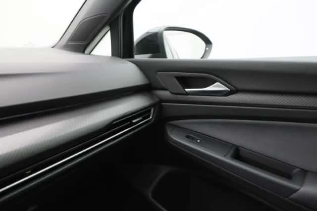 Volkswagen Golf (2020) thumbnail 29