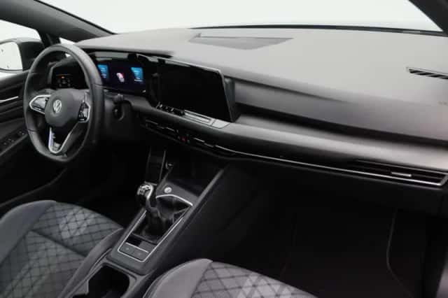 Volkswagen Golf (2020) thumbnail 34
