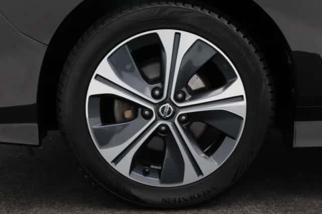 Nissan Leaf (2019) thumbnail 11