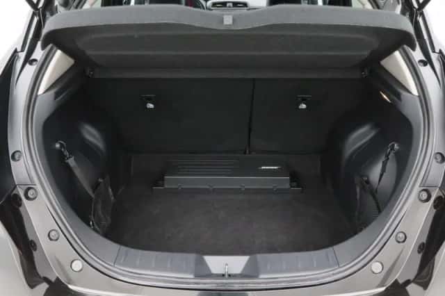 Nissan Leaf (2019) thumbnail 15