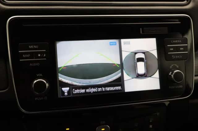 Nissan Leaf (2019) thumbnail 25
