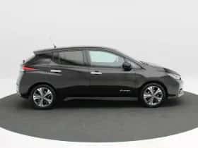 Nissan Leaf (2019) thumbnail 6