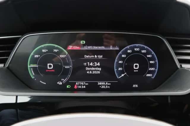 Audi e-tron (2022) thumbnail 23