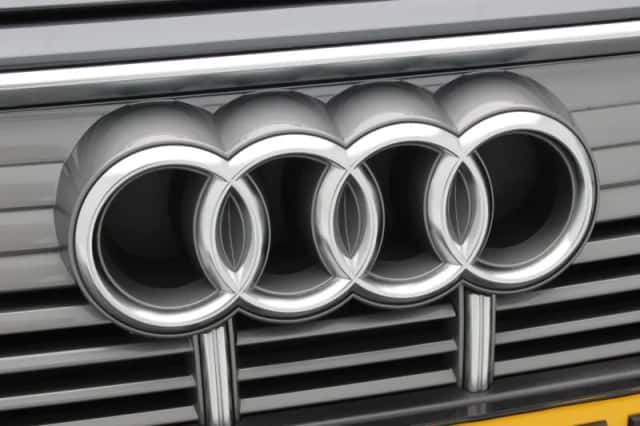Audi e-tron (2020) thumbnail 10