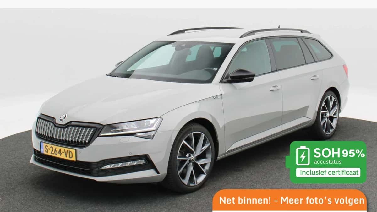 Škoda Superb — foto 1