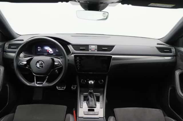 Škoda Superb (2023) thumbnail 13