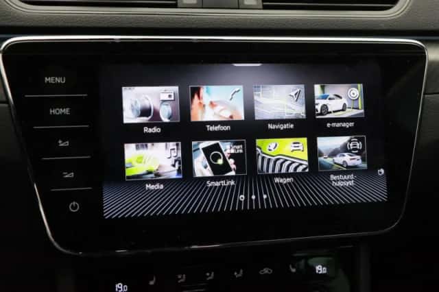 Škoda Superb (2023) thumbnail 9