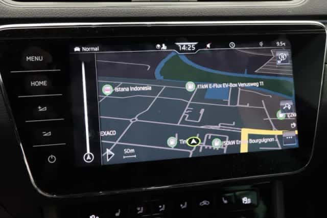 Škoda Superb (2023) thumbnail 10