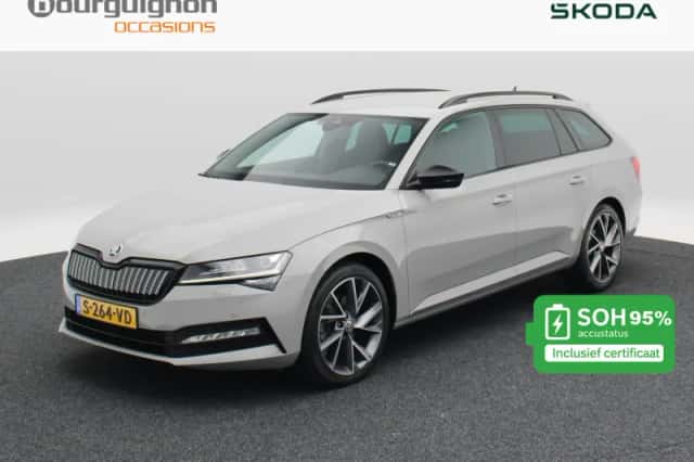 Škoda Superb (2023) thumbnail 1