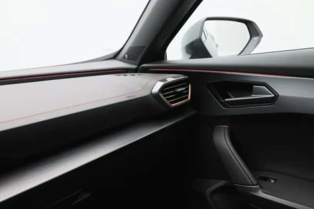 CUPRA Formentor (2024) thumbnail 36