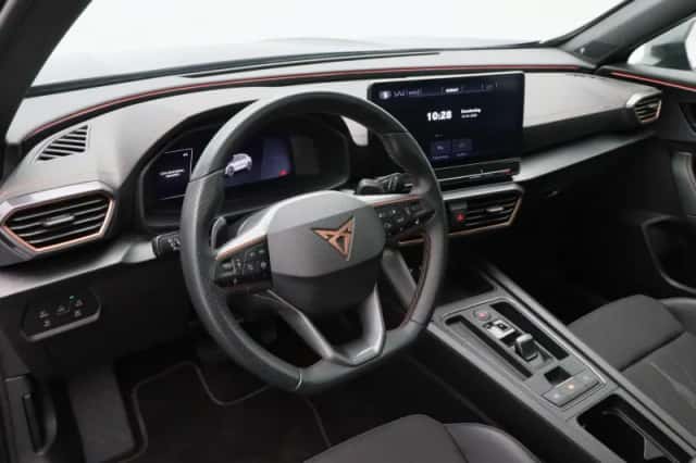 CUPRA Formentor (2024) thumbnail 9
