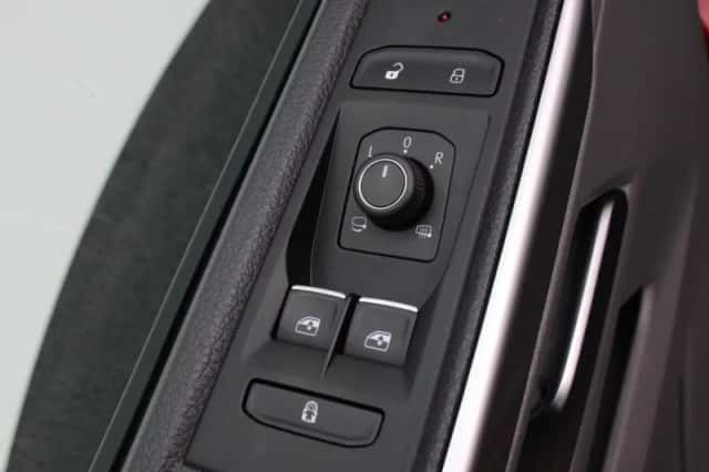 Volkswagen Transporter (2023) thumbnail 20