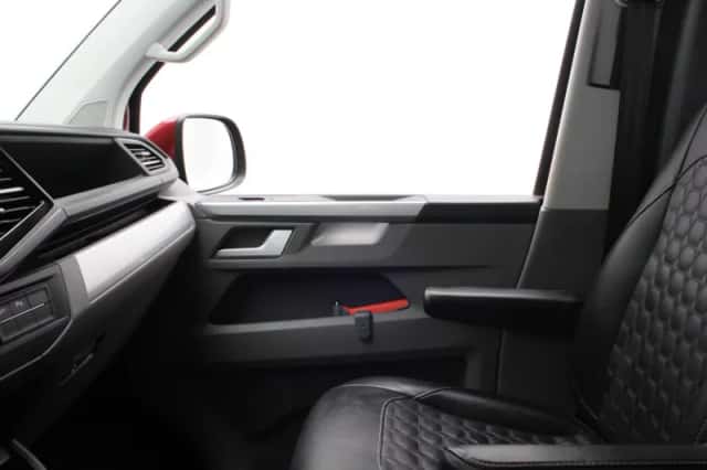 Volkswagen Transporter (2023) thumbnail 28