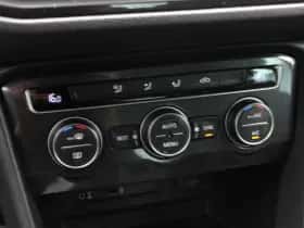 Volkswagen Tiguan (2016) thumbnail 24