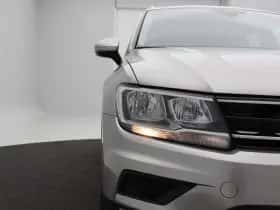 Volkswagen Tiguan (2016) thumbnail 8