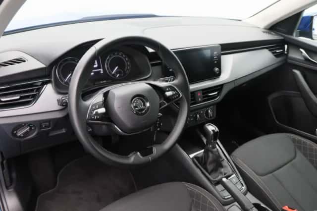 Škoda Kamiq (2023) thumbnail 3