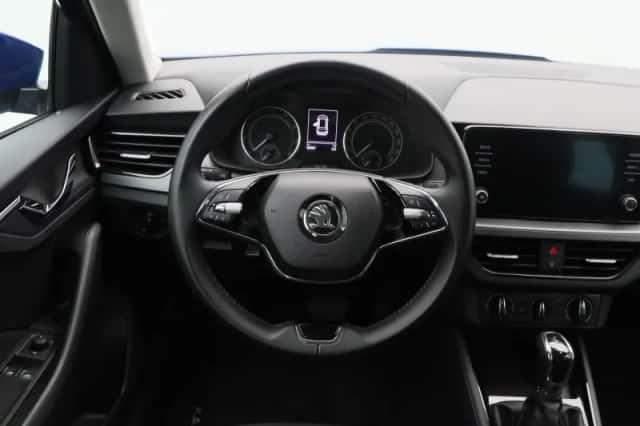 Škoda Kamiq (2023) thumbnail 30