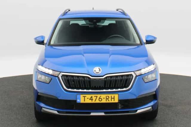 Škoda Kamiq (2023) thumbnail 4