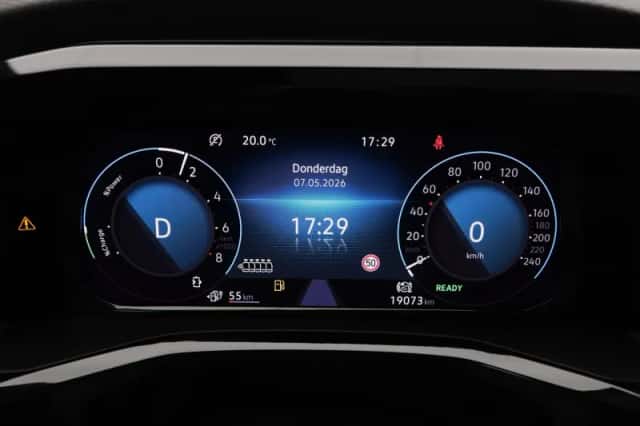 Volkswagen Multivan (2024) thumbnail 21
