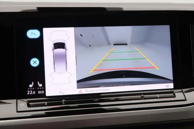 Volkswagen Multivan (2024) thumbnail 29