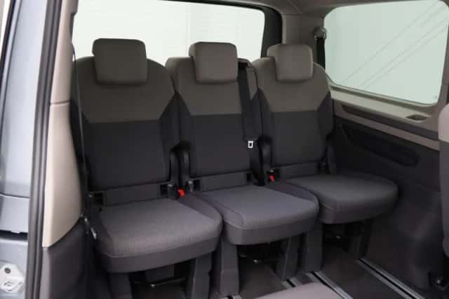 Volkswagen Multivan (2024) thumbnail 35