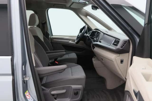 Volkswagen Multivan (2024) thumbnail 38