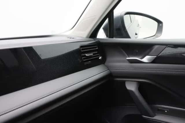 Volkswagen Tiguan (2026) thumbnail 30