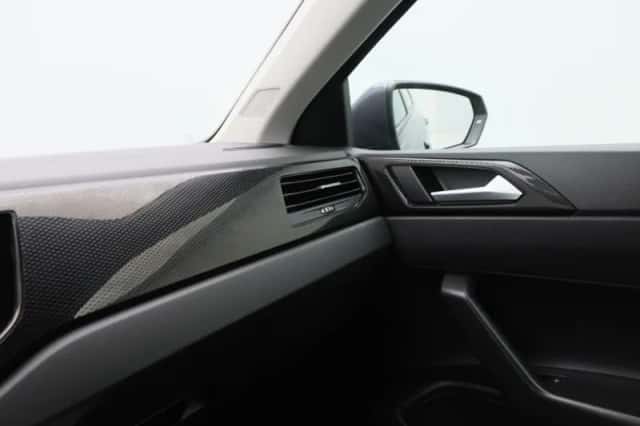 Volkswagen Polo (2023) thumbnail 28