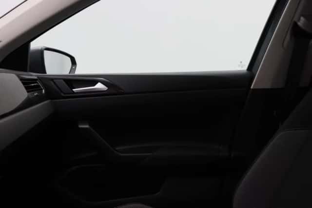 Volkswagen Polo (2023) thumbnail 29