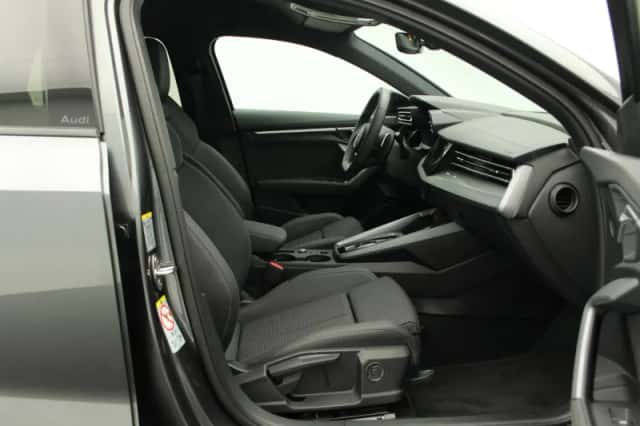 Audi A3 (2025) thumbnail 44