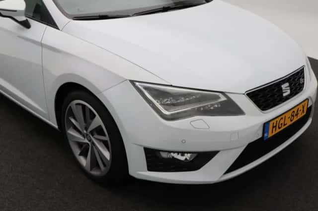 SEAT Leon (2014) thumbnail 12