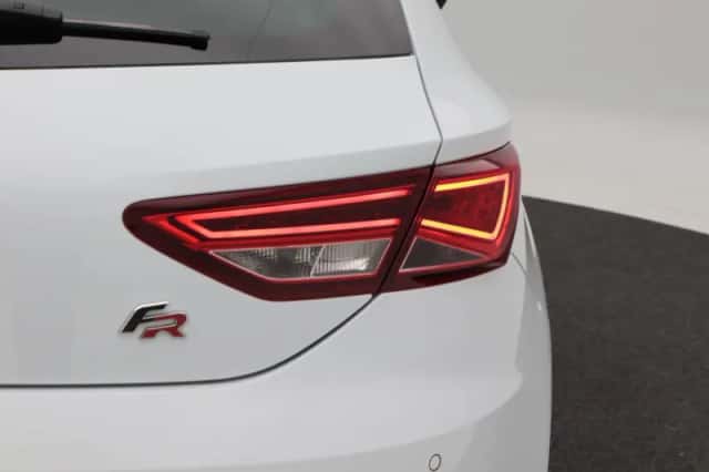 SEAT Leon (2014) thumbnail 14