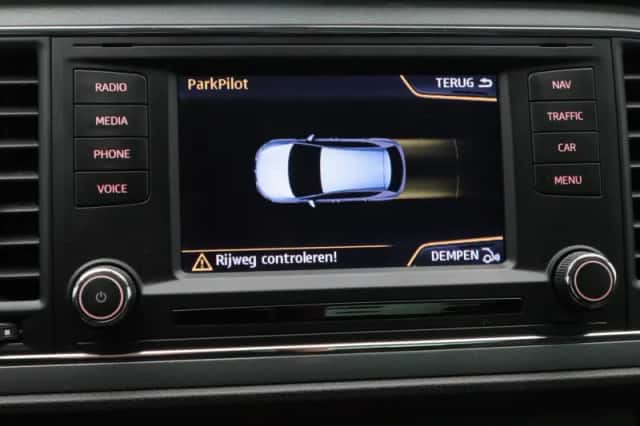 SEAT Leon (2014) thumbnail 26
