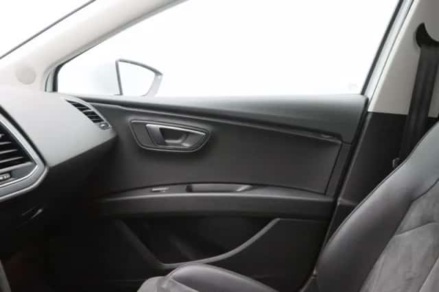 SEAT Leon (2014) thumbnail 30