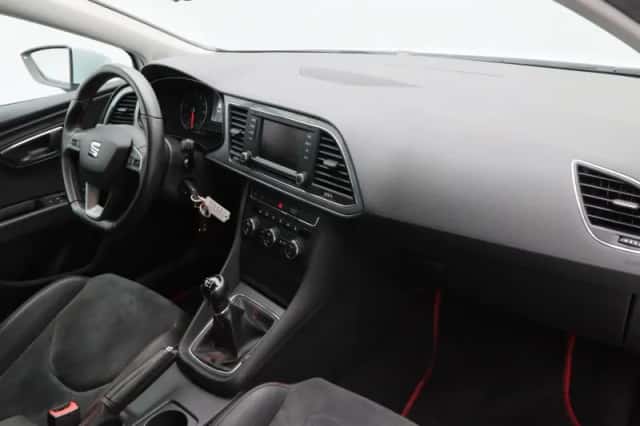 SEAT Leon (2014) thumbnail 34