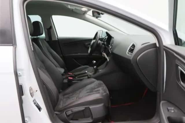 SEAT Leon (2014) thumbnail 35