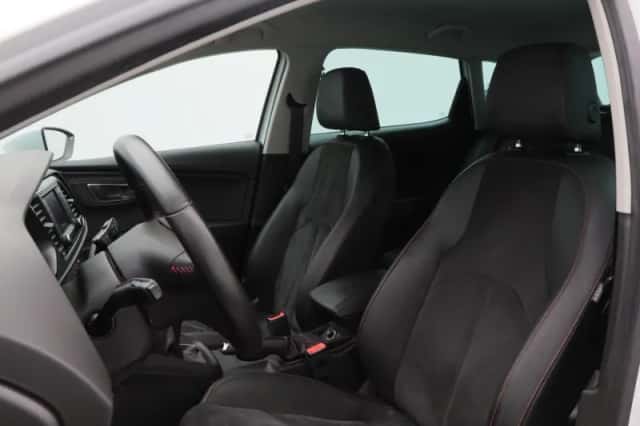 SEAT Leon (2014) thumbnail 5