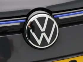 Volkswagen Golf (2022) thumbnail 12
