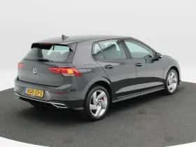 Volkswagen Golf (2022) thumbnail 3