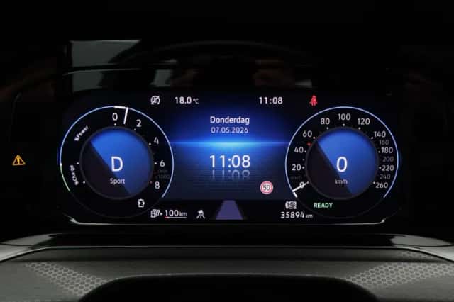 Volkswagen Golf (2022) thumbnail 22