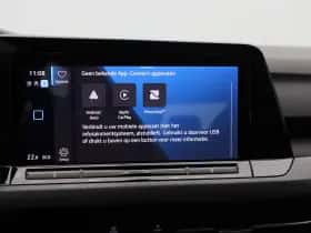 Volkswagen Golf (2022) thumbnail 27