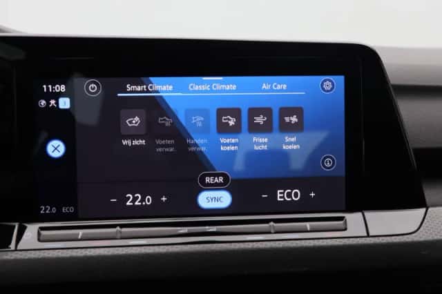 Volkswagen Golf (2022) thumbnail 28