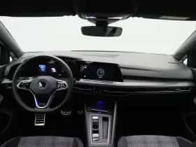 Volkswagen Golf (2022) thumbnail 36
