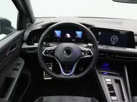 Volkswagen Golf (2022) thumbnail 37