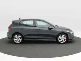 Volkswagen Golf (2022) thumbnail 8