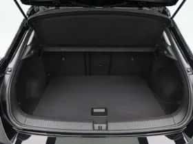 Volkswagen T-Roc (2024) thumbnail 15