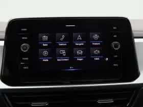 Volkswagen T-Roc (2024) thumbnail 23