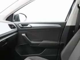 Volkswagen T-Roc (2024) thumbnail 30